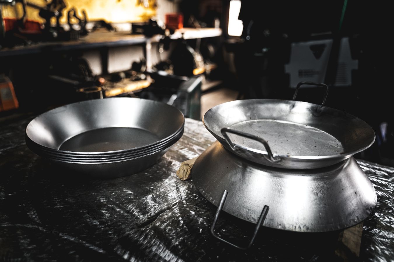 Schmiedeeiserne Bratpfannen von Franz Hiller aus Obermaiselstein