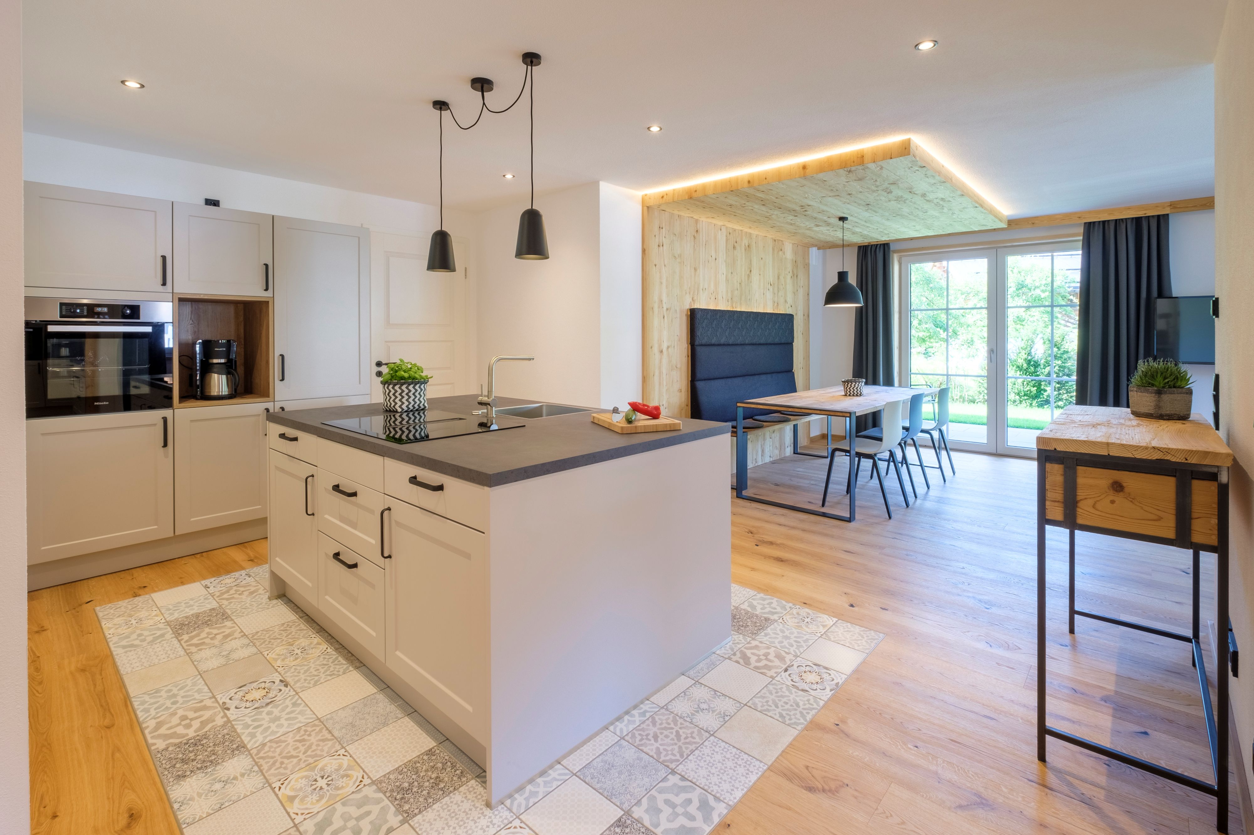 Helle Ferienwohnung im Gästehaus Hörnerblick in Ofterschwang mit Küchenblock