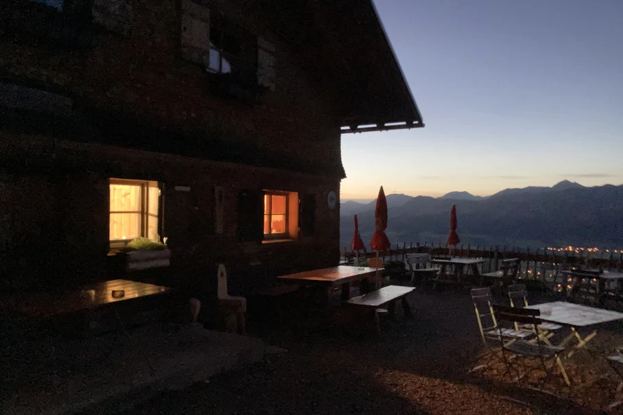 Morgens um 4.30 Uhr auf der Alpe Ornach... einfach wunderschön! Morgens um 4.30 Uhr auf der Alpe Ornach... einfach wunderschön!