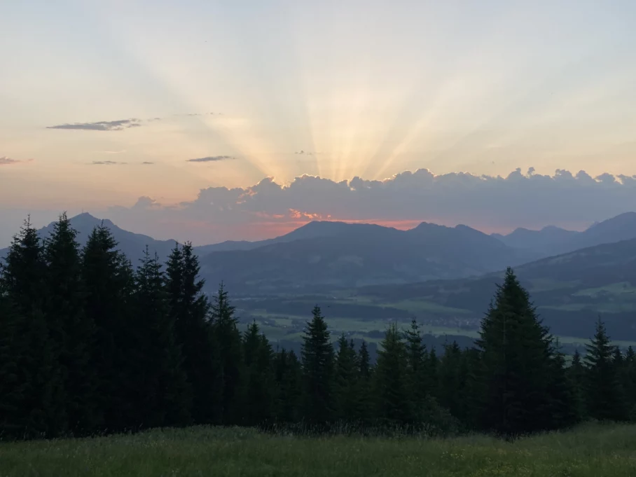 Der letzte Sonnenaufgang auf der Alpe Ornach für mich... Der letzte Sonnenaufgang auf der Alpe Ornach für mich...
