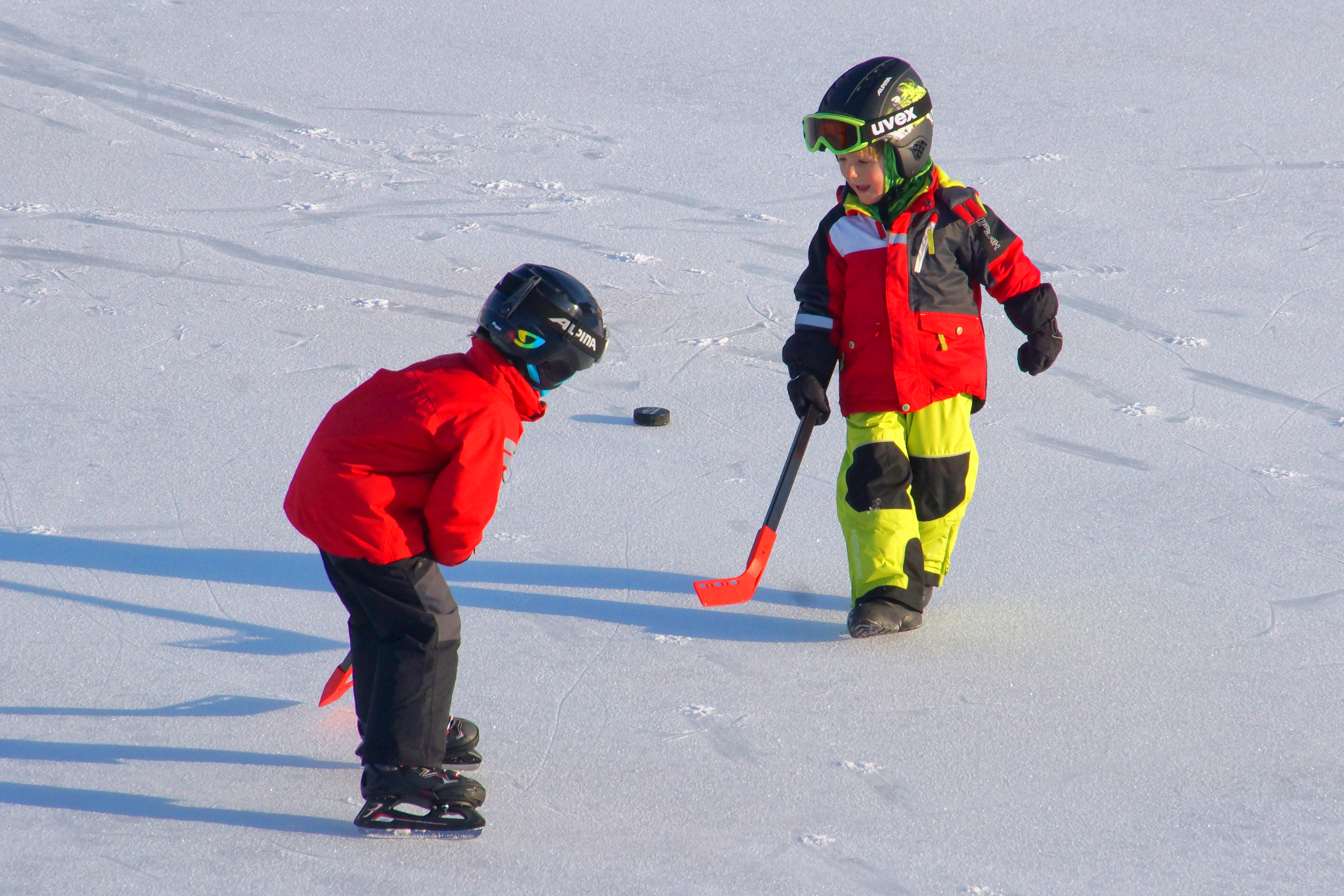 Eislaufen auf dem Natureisplatz in Fischen - Hörnerdörfer im Allgäu Eislaufen auf dem Natureisplatz in Fischen - Hörnerdörfer im Allgäu