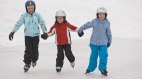 Eislaufen macht der ganzen Familie Spaß, © Tourismus Hörnerdörfer