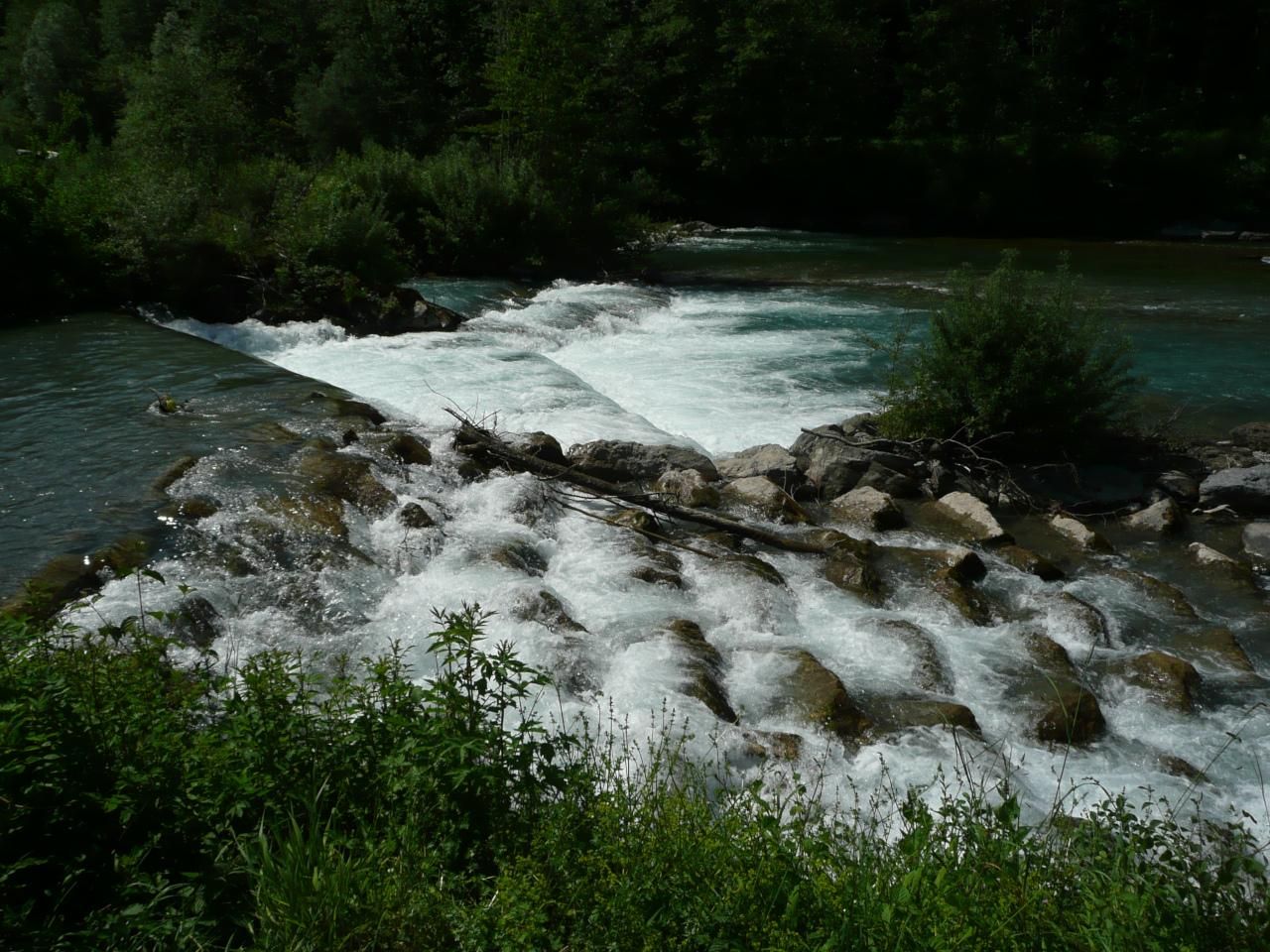 Der Zusammenfluss von Stillach und Trettach am Illerursprung.