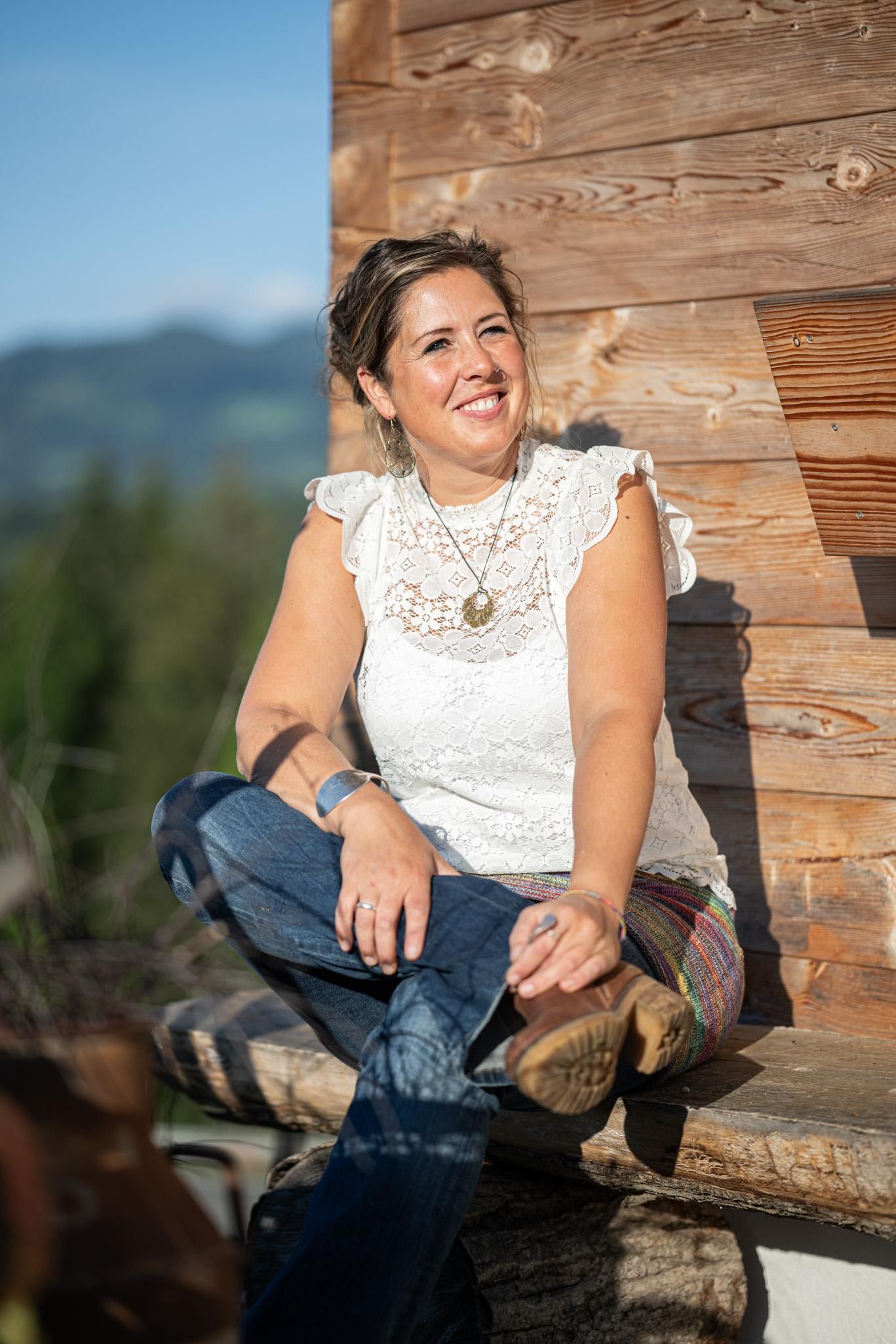 Claudia Schmid
