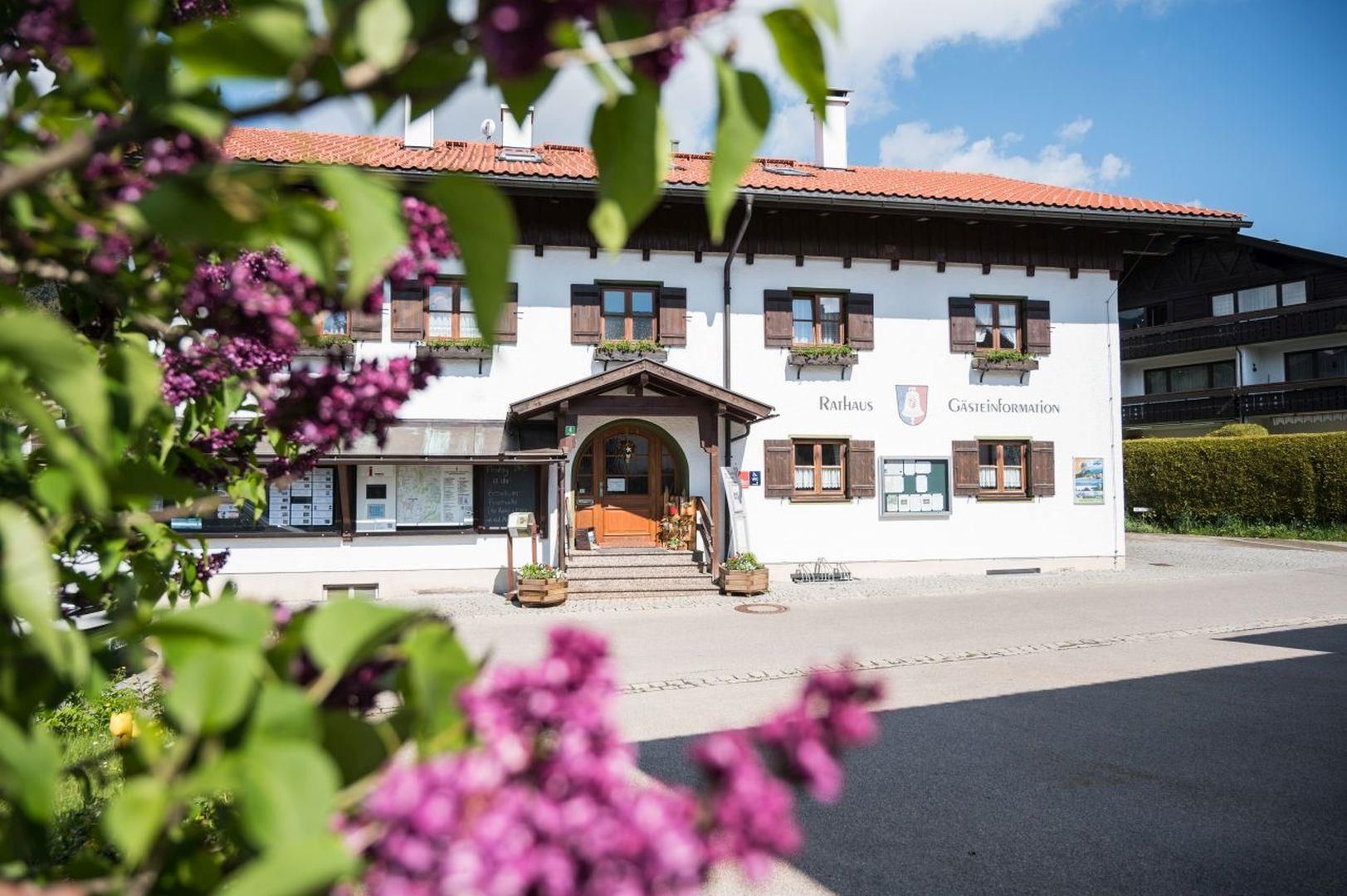 Kleine Trauzeremonie im Rathaus Bolsterlang