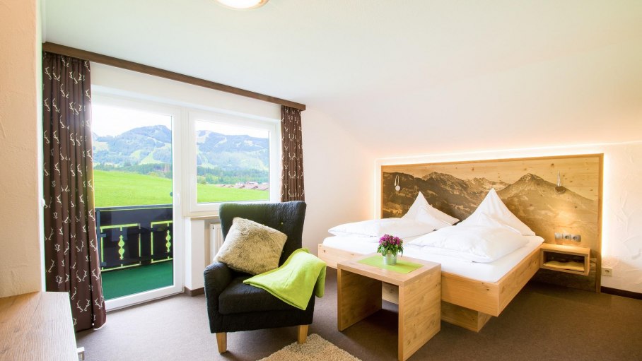 Kleines Doppelzimmer in unserem Gästehaus, © Hotel Alpenblick