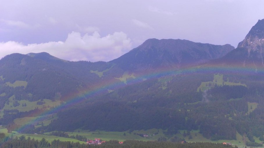 Regenbogen, © Ferienwohnungen Brunner - Fischen i. Allgäu