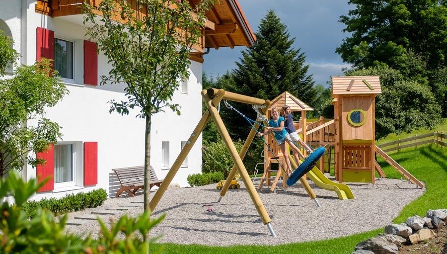 Spielplatz, © Gästehaus-Pension Hörnerblick