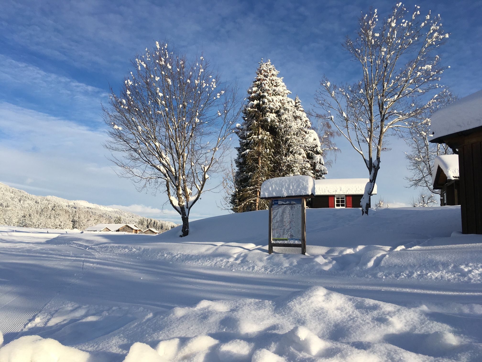 Tiefverschneite Kitzebichl Loipe