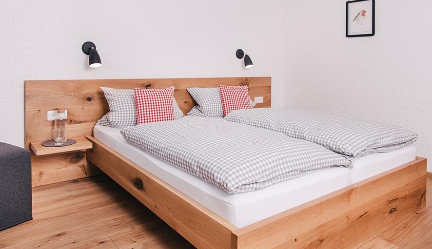Doppelbett Schlafzimmer, © Oliver Unrath