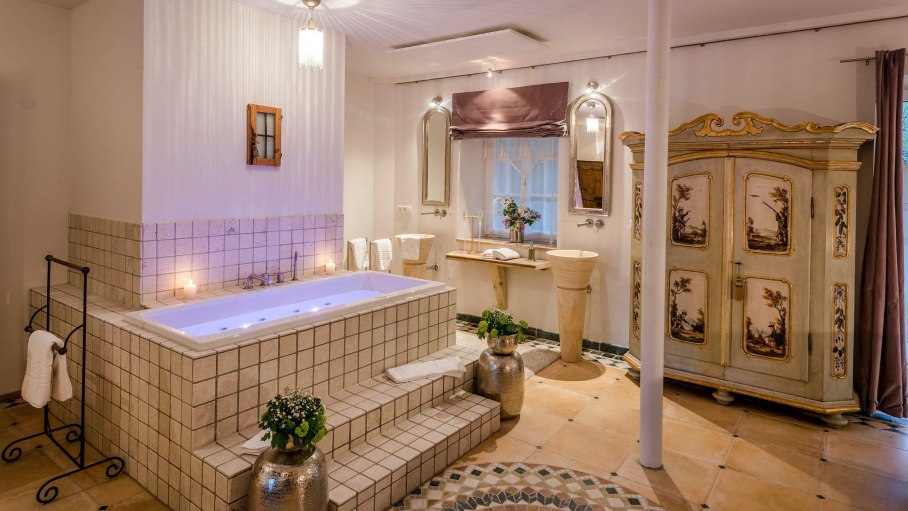 Premium Lodge - sytlisches Badezimmer, © Das Talgut - Ofterschwang