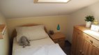 weiteres Schlafzimmer mit Einzelbett 90x200cm