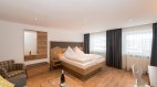 kleines Doppelzimmer im Gästehaus, © Hotel Alpenblick
