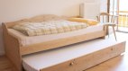Separates Bett zum Ausziehen, © Ferienwohnung Sonnenstrahl - Obermaiselstein