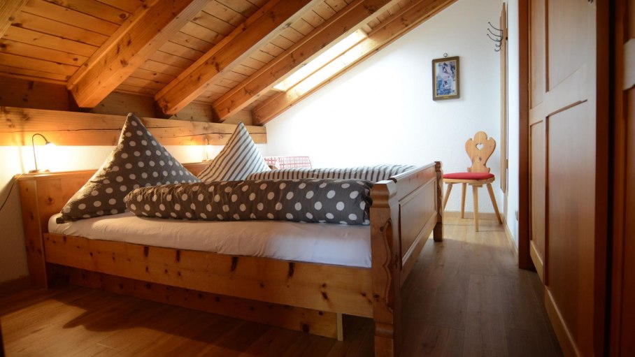 Ferienwohnung Reni - Schlafzimmer, © Ferienhaus Riss - Bolsterlang