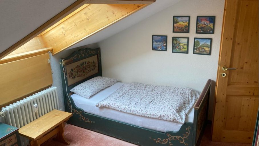 DG - Gartenzimmer Bett (190 cm) rechts