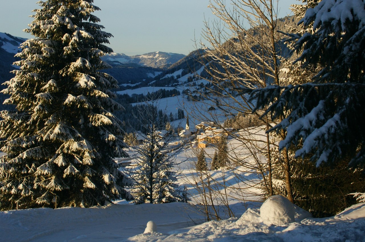 Verschneite Winterlandschaft im Balderschwanger Hochtal - Winterurlaub in den Allgäuer Hörnerdörfern, © Tourismus Hörnerdörfer, F. Kjer